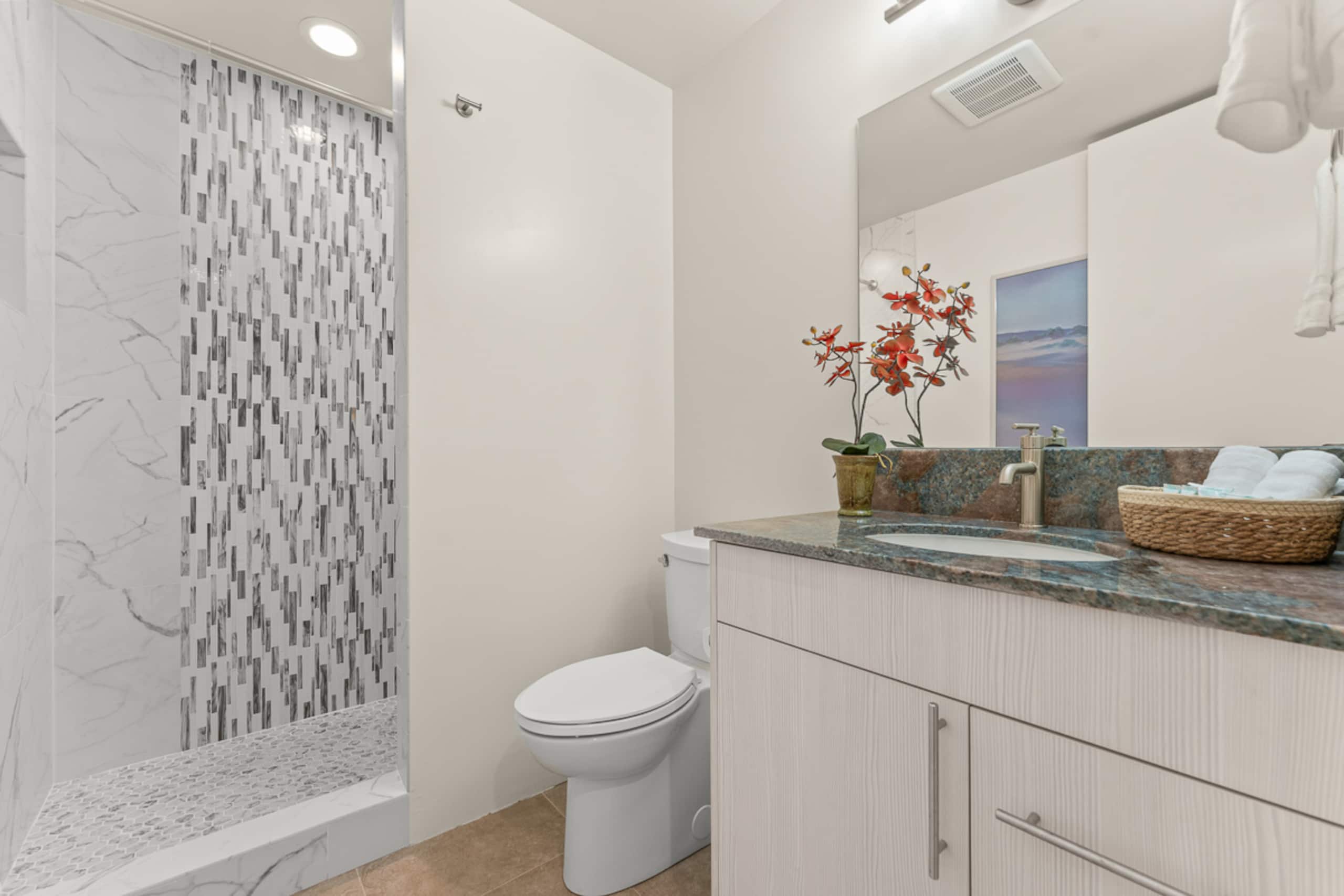 Condo in Kihei · ★4.97 · 1 bedroom · 1 bed · 2 baths - Image 31