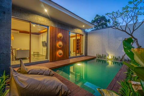 15Min to Ubud Palace 2BR Private Pool Villa