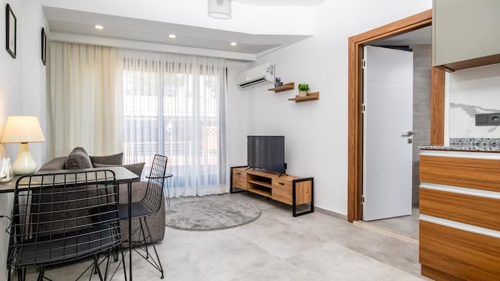 A Cosy Furnished Apartment In Gulbahce, Urla - Barbaros