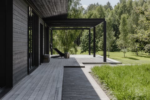 Narnia Holiday House