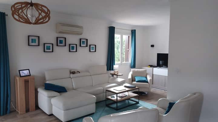 Grande Villa Avec Piscine Et Jardin Privatif (12p) - Département Hérault