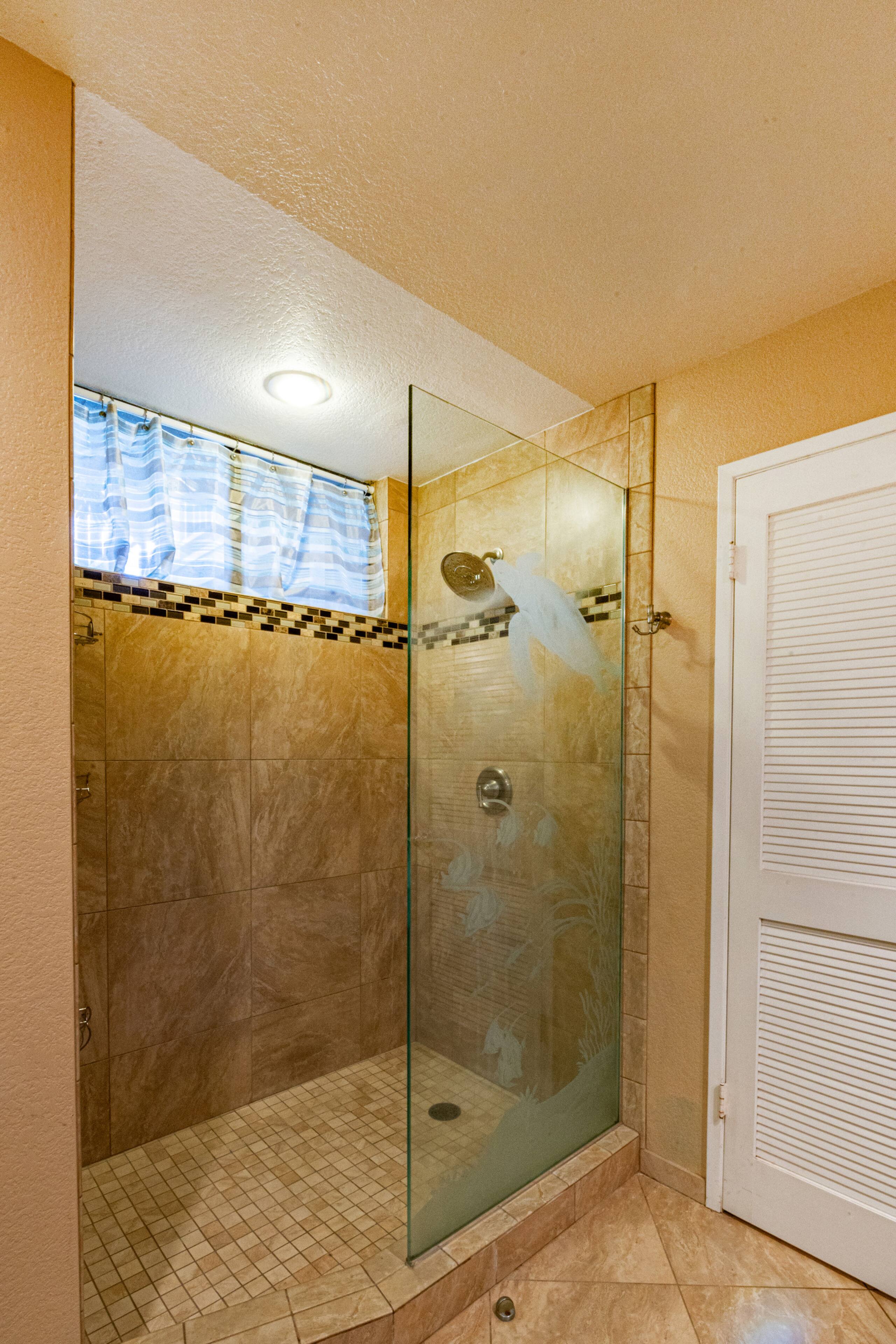 Condo in Wailea · ★4.94 · 2 bedrooms · 3 beds · 2 baths - Image 19