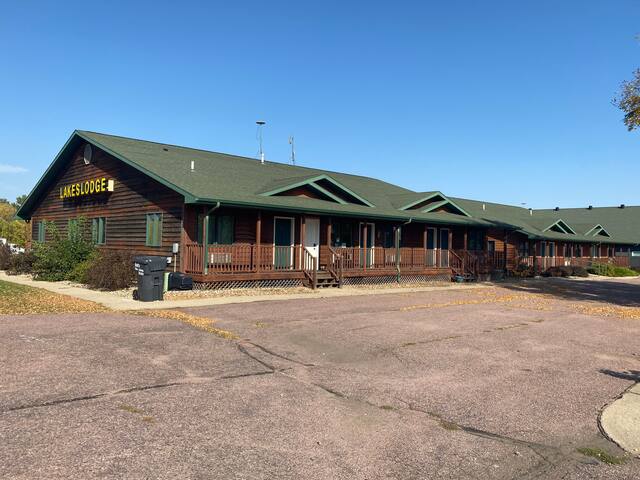 Lakes Lodge and Lakes Bar & Grill managed Airbnb listing 1