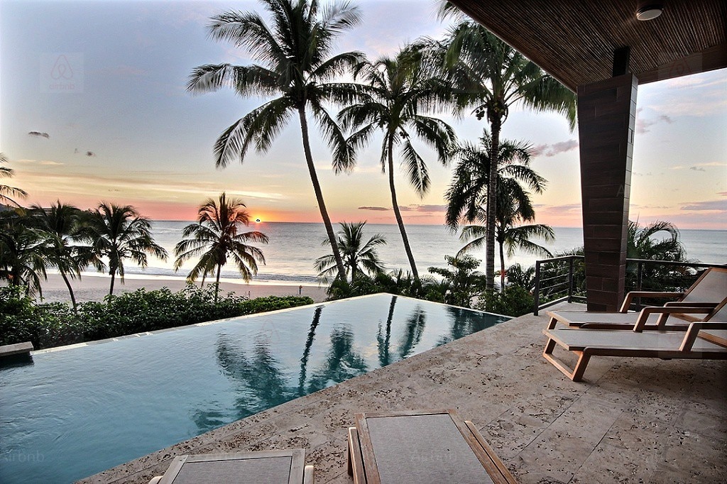 Flamingo Beachfront House View From Every Room!