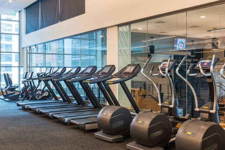 Sentral Designer Furnished 2BR at Union Station gallery image 4