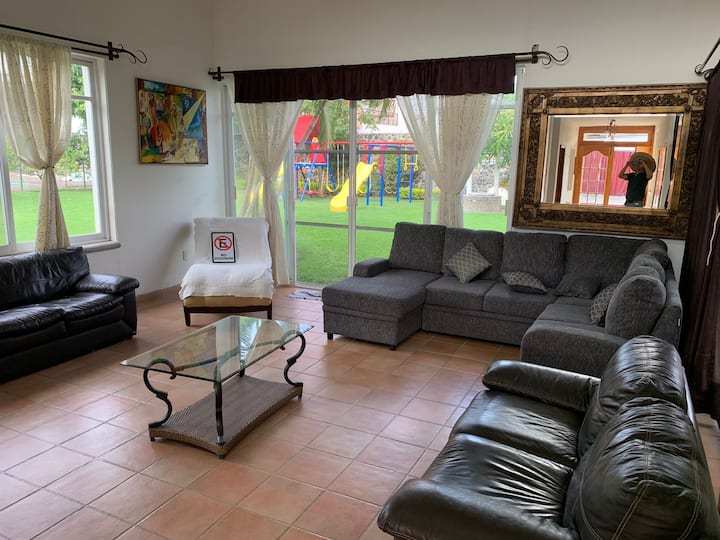 Espectacular Casa Para 15-30 Personas Cuautla Mor. - Cuautla