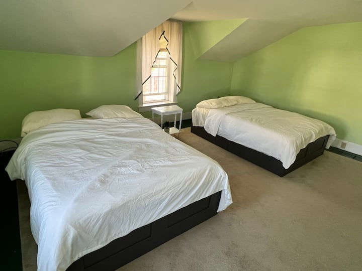 Фиоки за фиоки под секој кревет