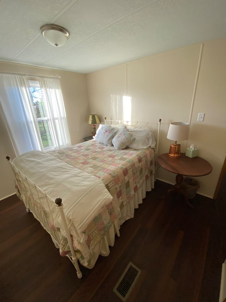 საძინებელი 3