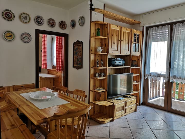 Baradello with beautiful panoramic view Apartments for Rent in San Pietro, Lombardia, Italy