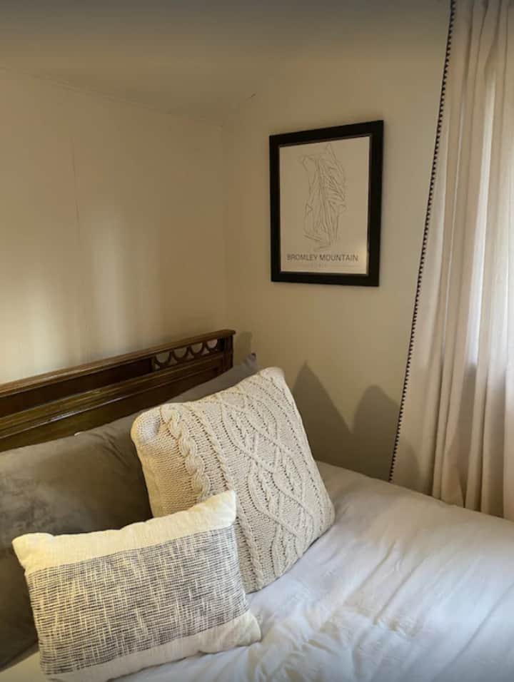Dormitorio1, «habitación Bromley»