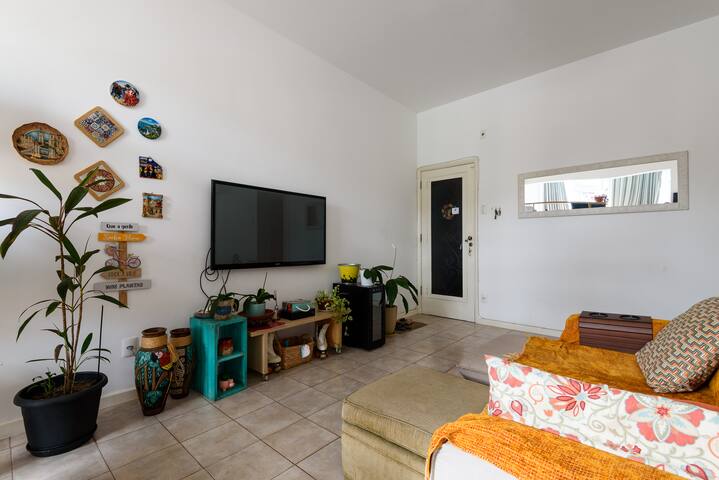 Apto. na quadra do metrô-3km de Copacabana gallery image 2