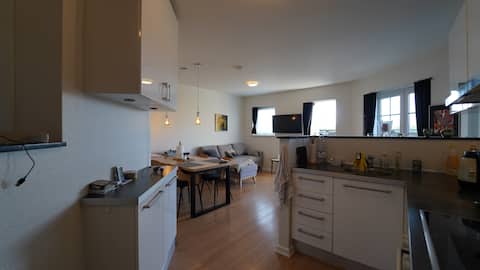 Lovely holiday apartment with free parking