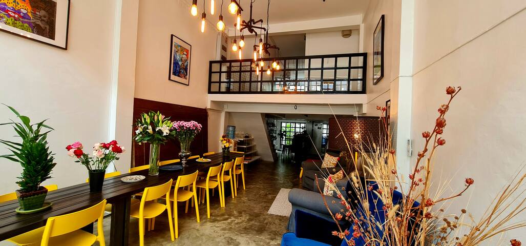 Beautiful 5 Story Family House gallery image 5