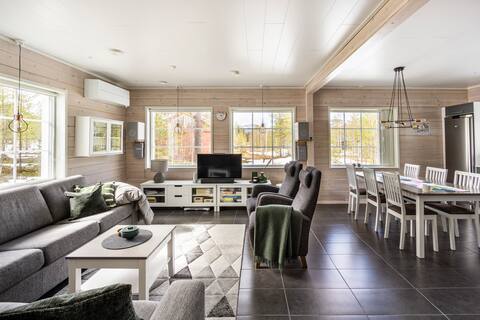 Fully equipped holiday home with hut Pyhä/Lapland