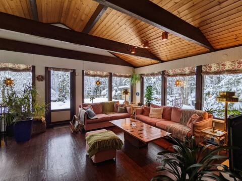 Lakefront villa with nature on your doorstep
