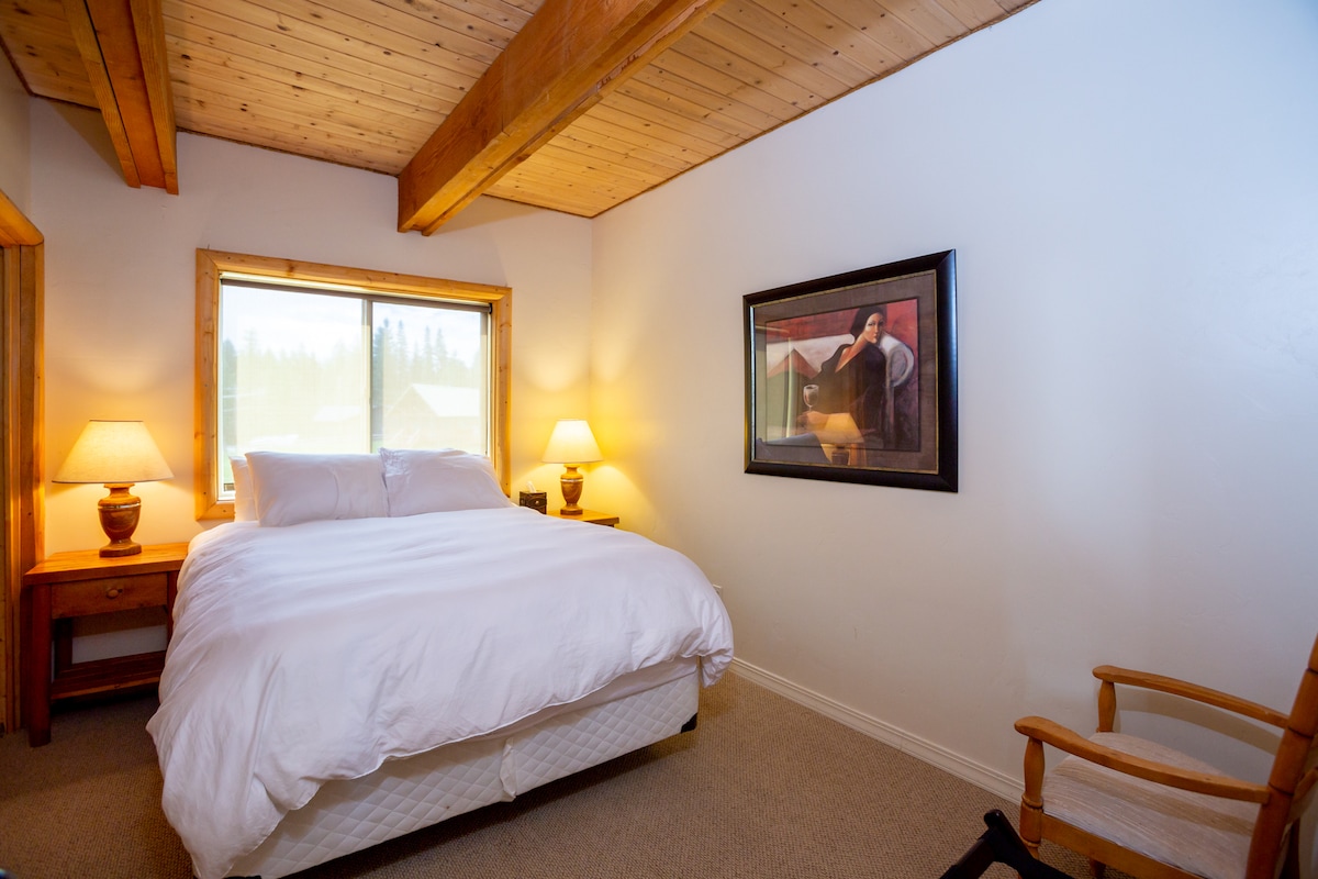 主楼层有舒适的标准双人床