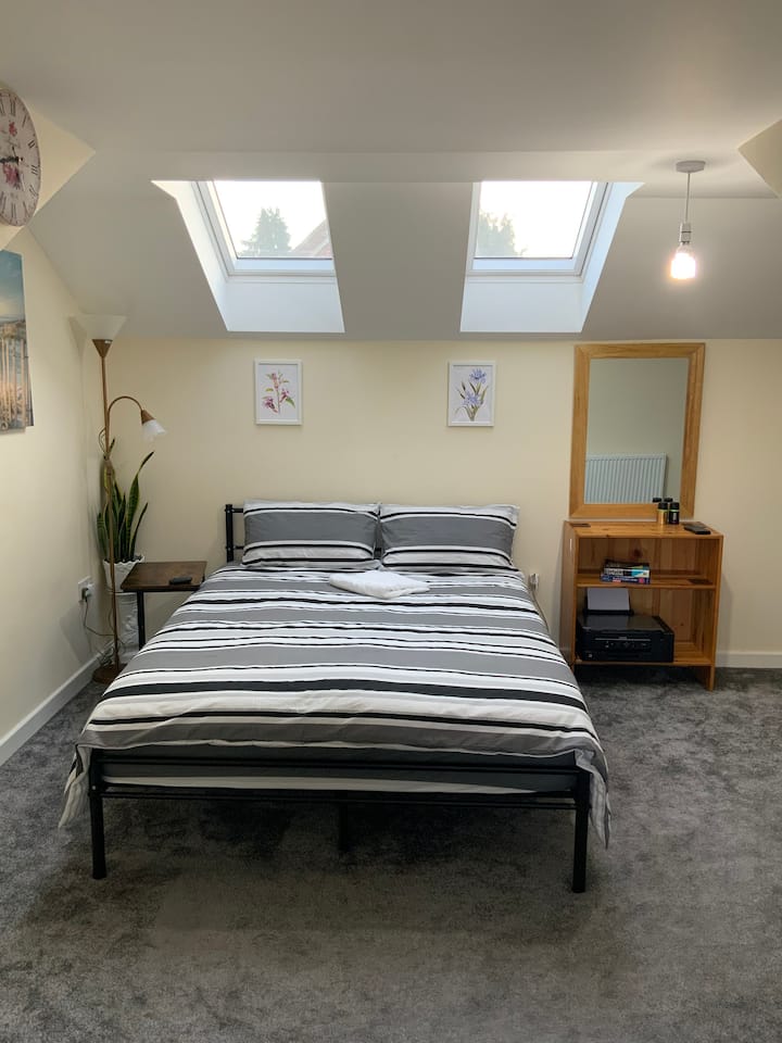 Double bedroom , Clean and Quiet Houses for Rent in Groby, Leicestershire, United Kingdom Airbnb