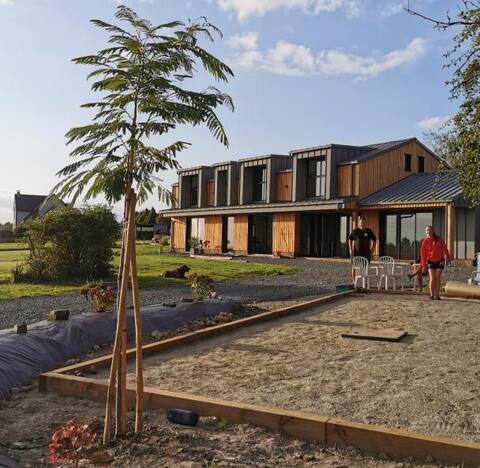 Villa with a view of Mont St Michel indoor pool