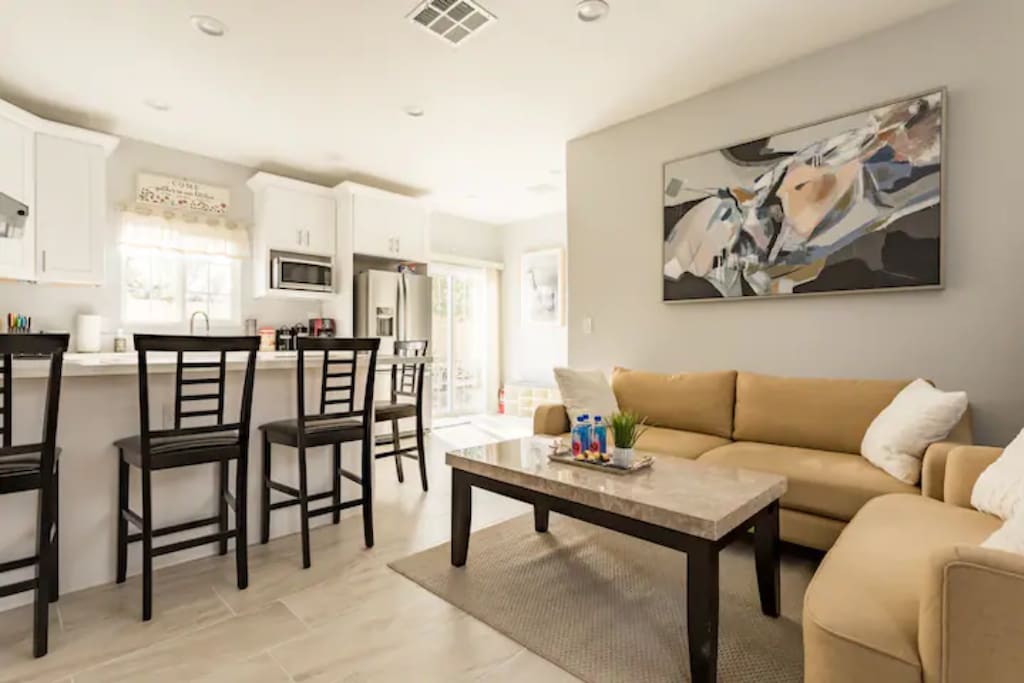 Airbnb Luxury/Adorable Guesthouse 3bd/2bd near Disneyland