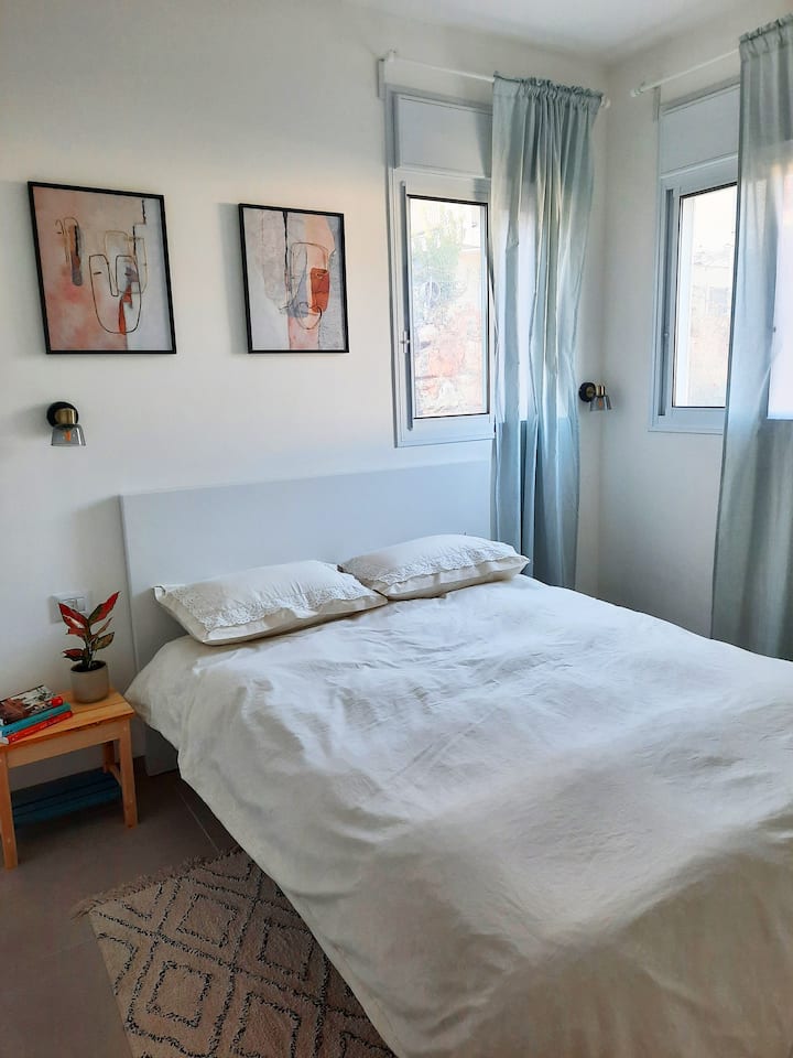 Bedroom #1