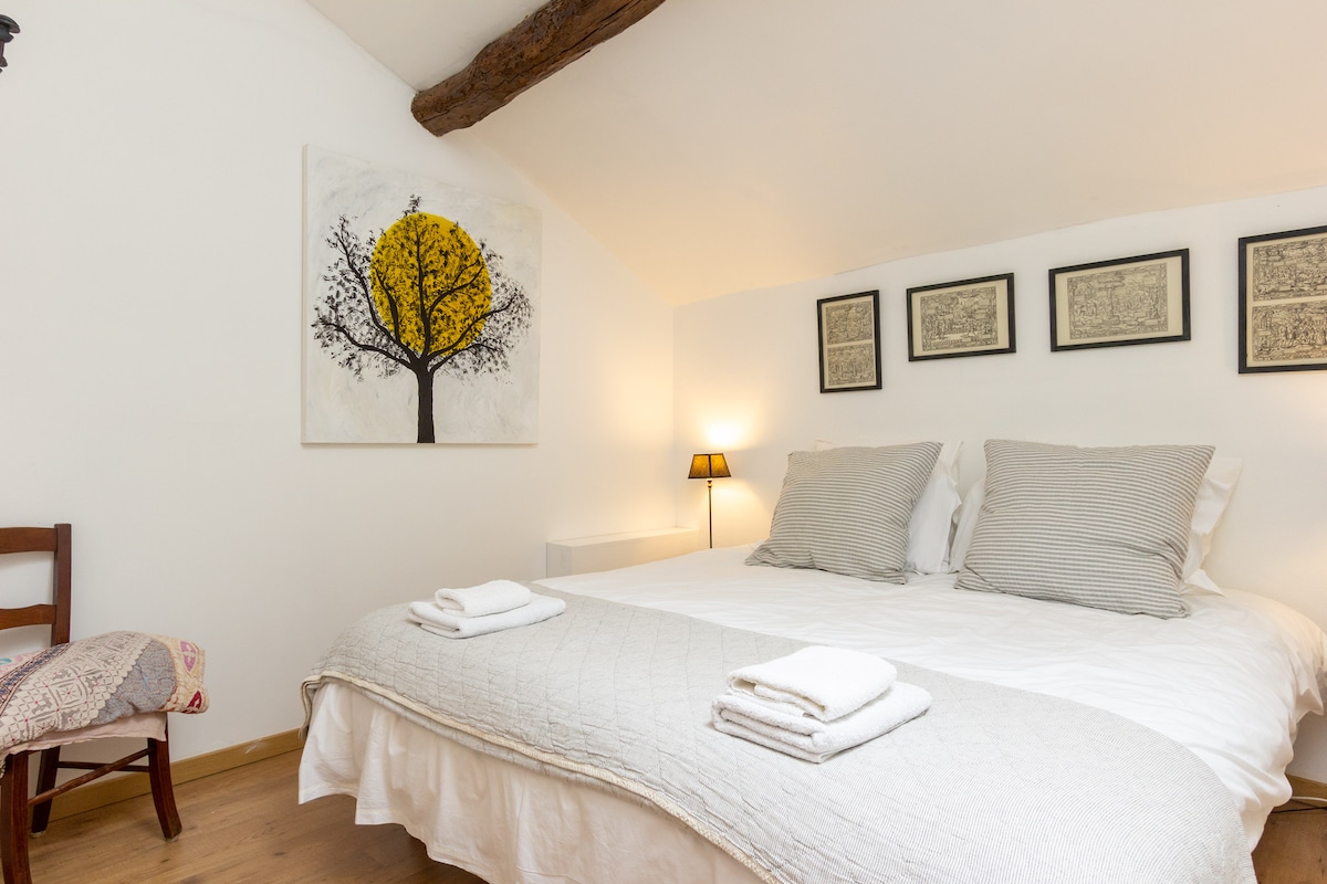 Спална соба 4, кревет 180 x 200 см.