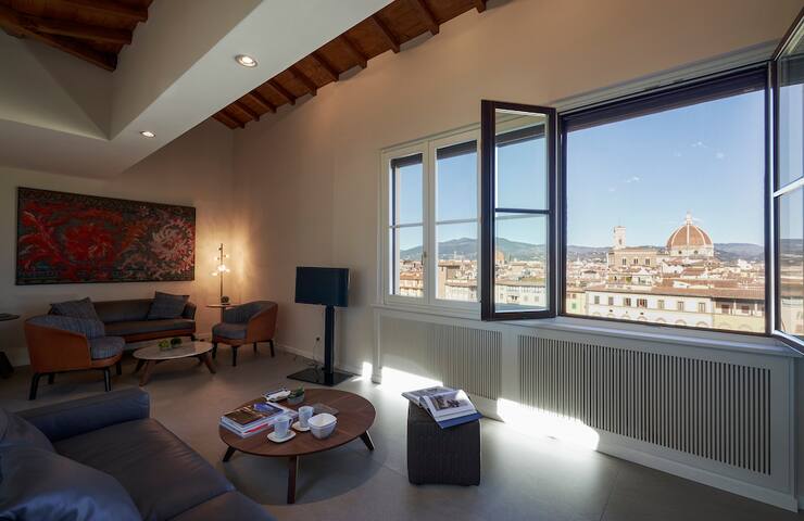 Luxury Apartment – Imperial Penthouse gallery image 2