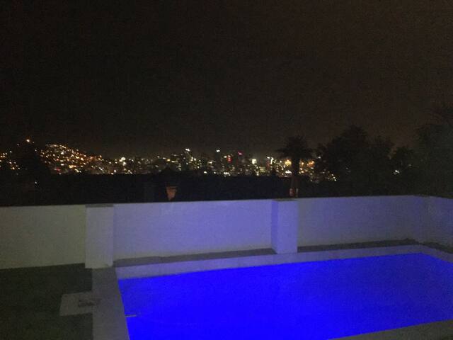 Breathtaking views of ocean & mountains gallery image 2