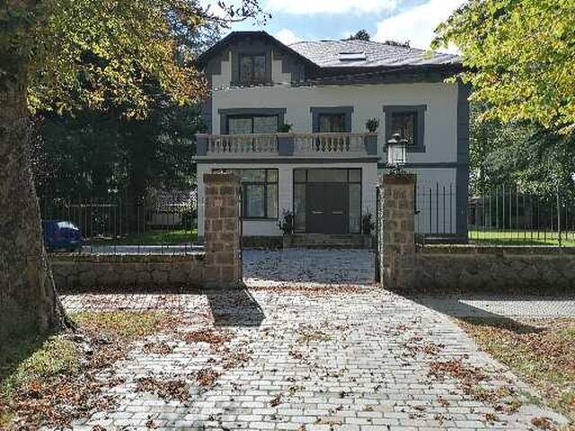 Maristany, una estupenda casa en un entorno único. gallery image 4