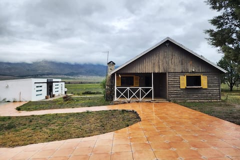 Cozy and comfortable cabin near San Antonio