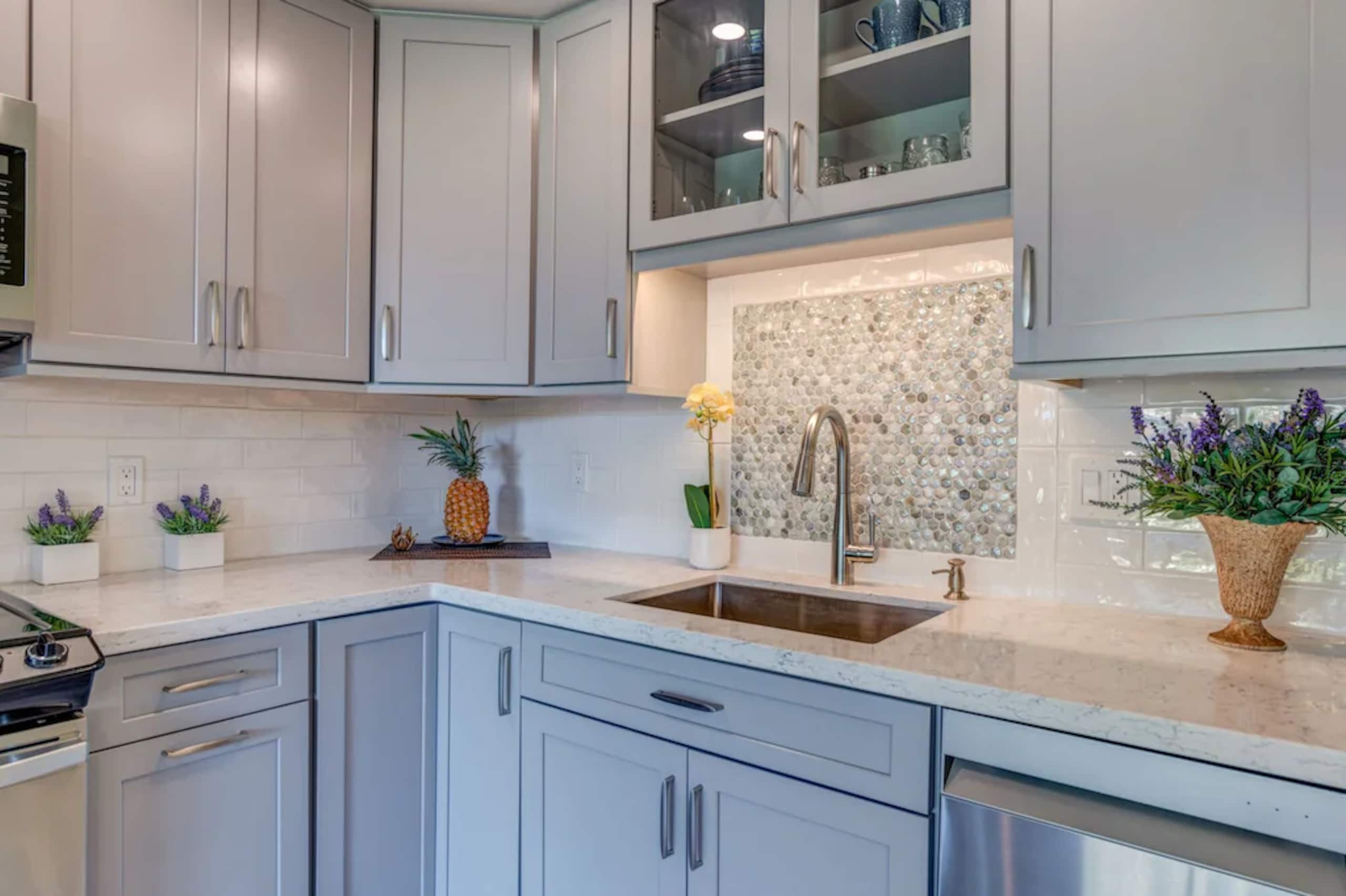 Condo in Lahaina · ★4.99 · 1 bedroom · 1 bed · 1 private bath - Image 7