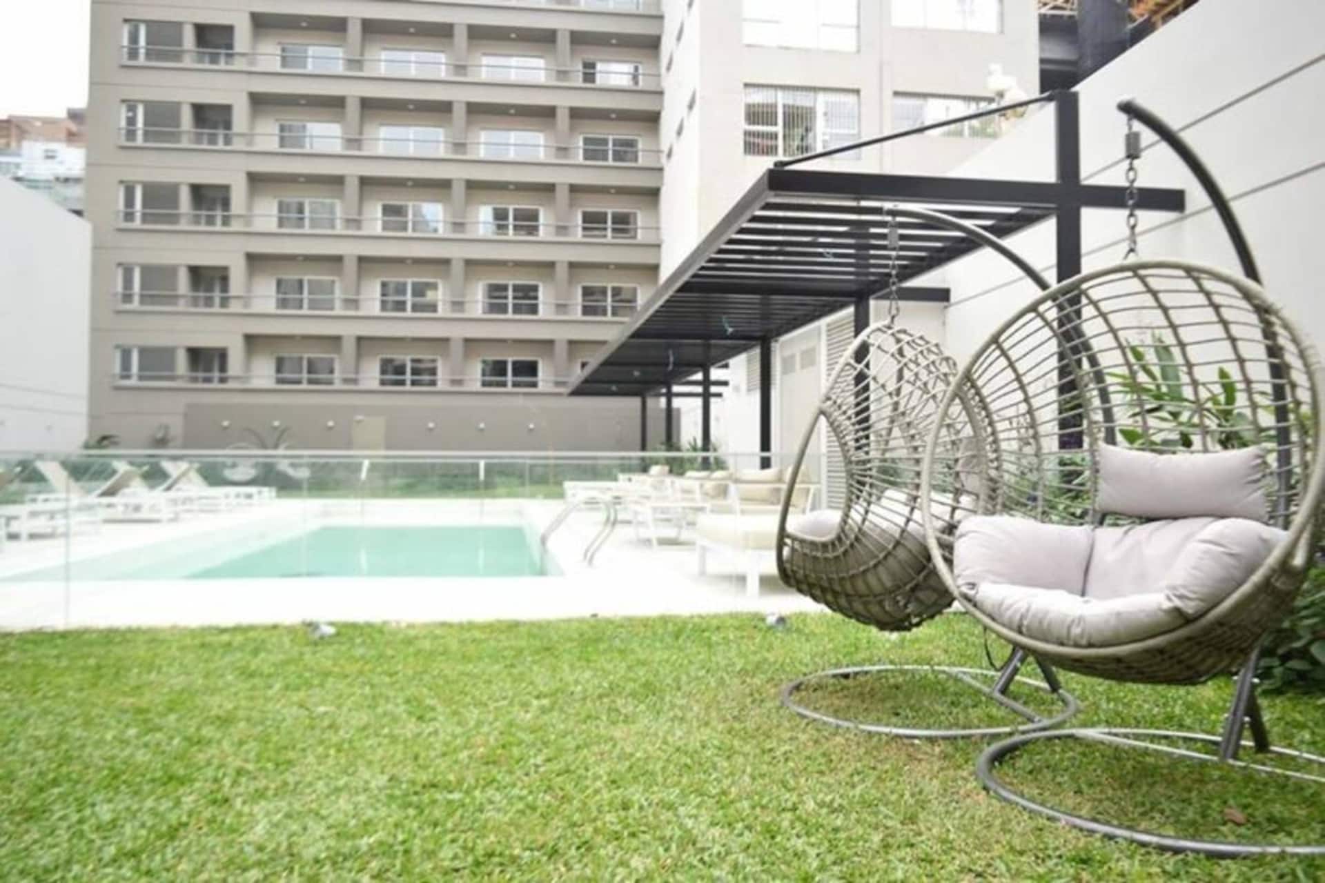Квартира-студия в Villa Crespo с балконом и круглосуточной охраной