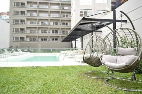 Top performing Airbnb: Studio in Bohemian Villa Crespo. 24 hs security in Comuna 15