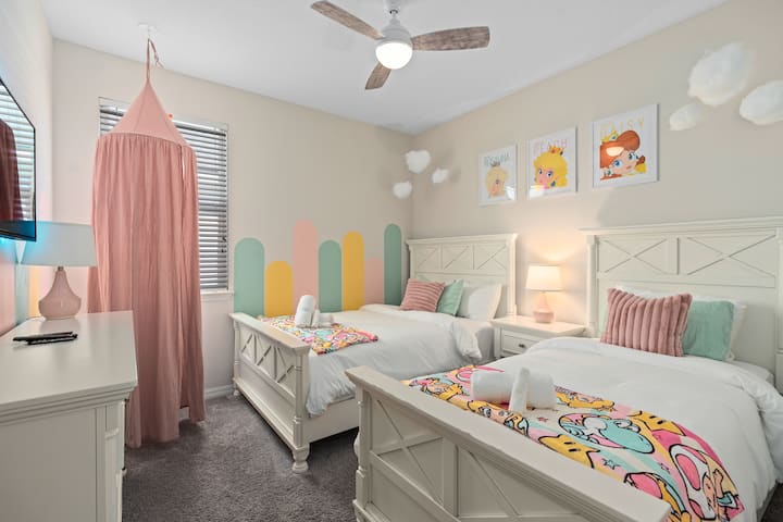 The perfect spot for imagination and good dreams. Check out the reading nook!