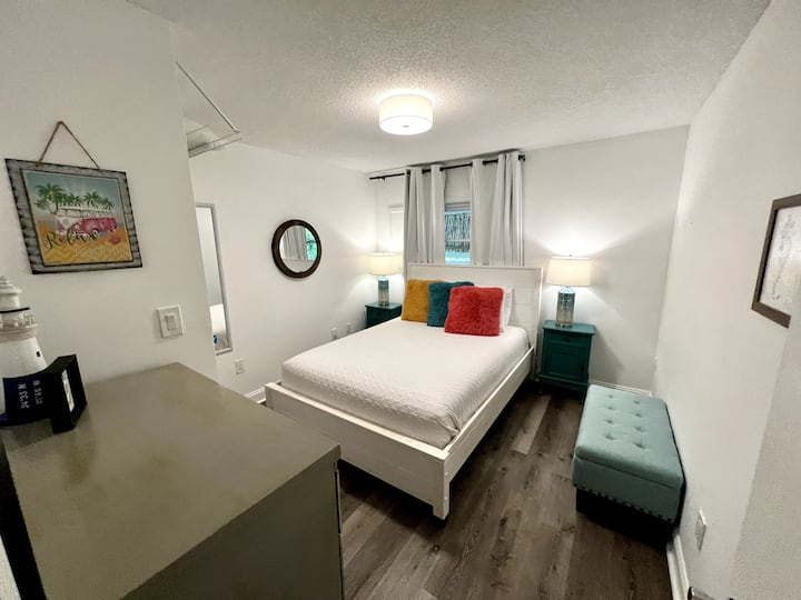 1-ლი სართულის ცალკე ოთახი დედოფლისწყაროში.