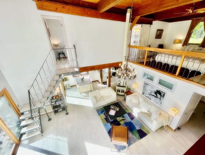 Breathtaking Catskill Retreat Lake Views  Hot Tub - Woodstock, NY