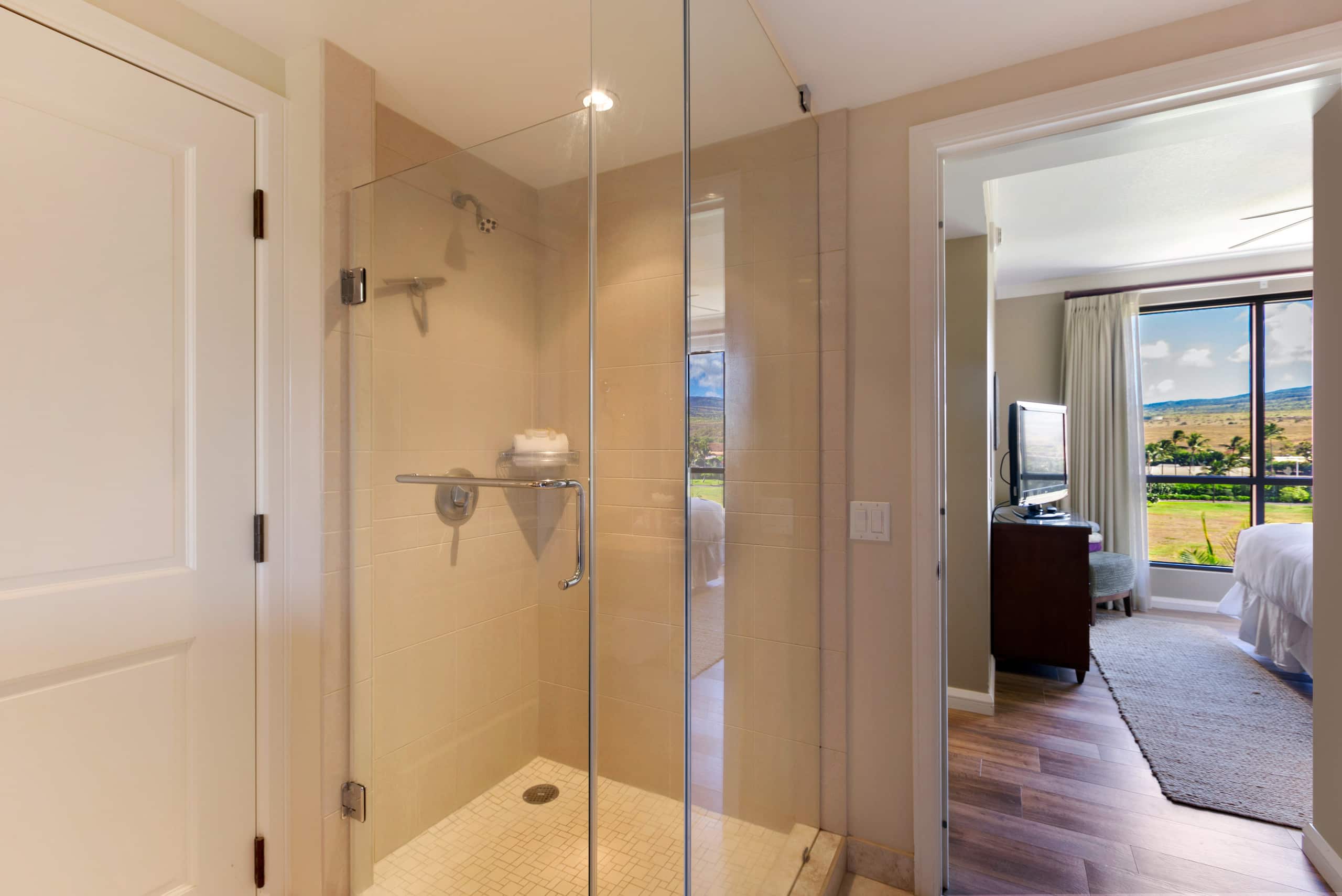Condo in Lahaina · ★5.0 · 2 bedrooms · 3 beds · 2 baths - Image 25