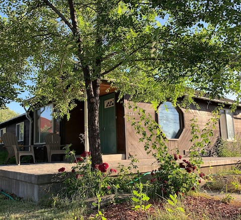 Huge 3 bedroom Southside house in Grangeville.