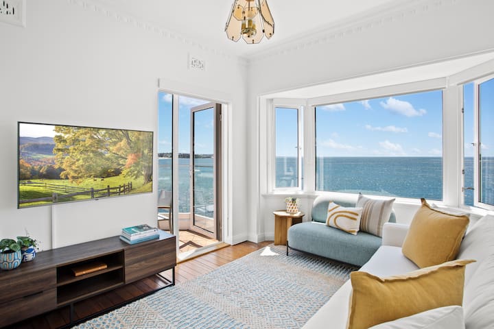 Panoramic Views & Beach Front Fairy Bower