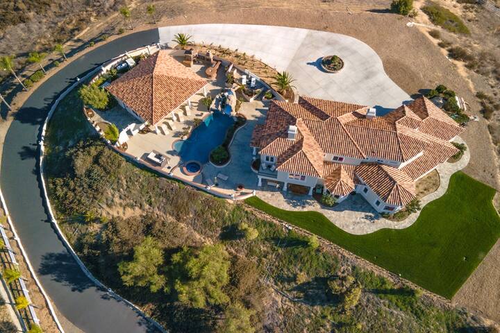 Perfectgetaways managed Airbnb listing 2
