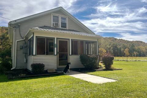Riverside Oasis-near Greenbrier River & Snowshoe