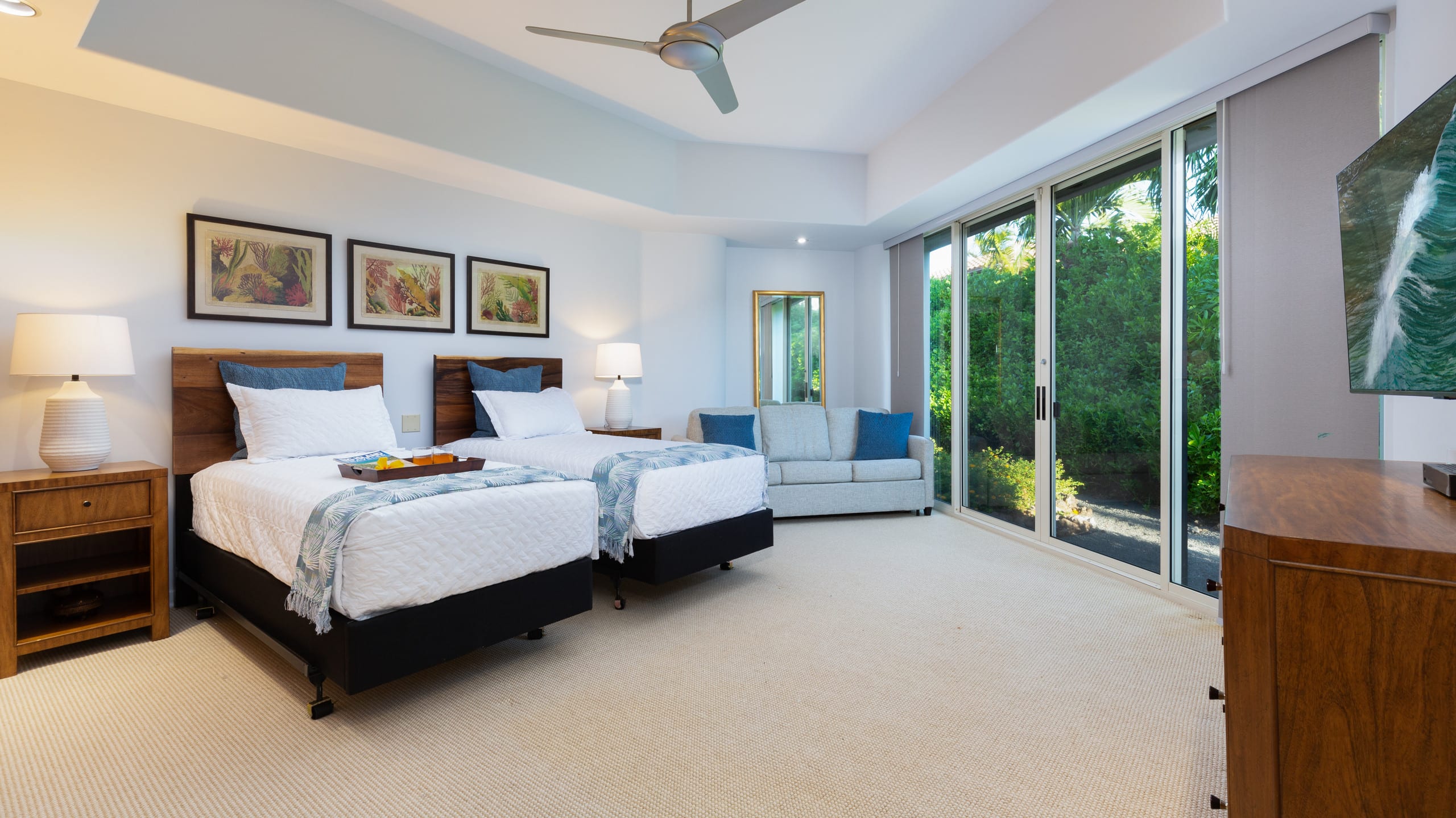 Home in Waimea · ★5.0 · 4 bedrooms · 8 beds · 4.5 baths - Image 33