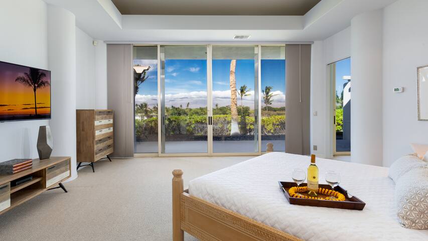 PiH: Champion View-Private pool +Hilton Day Passes gallery image 3