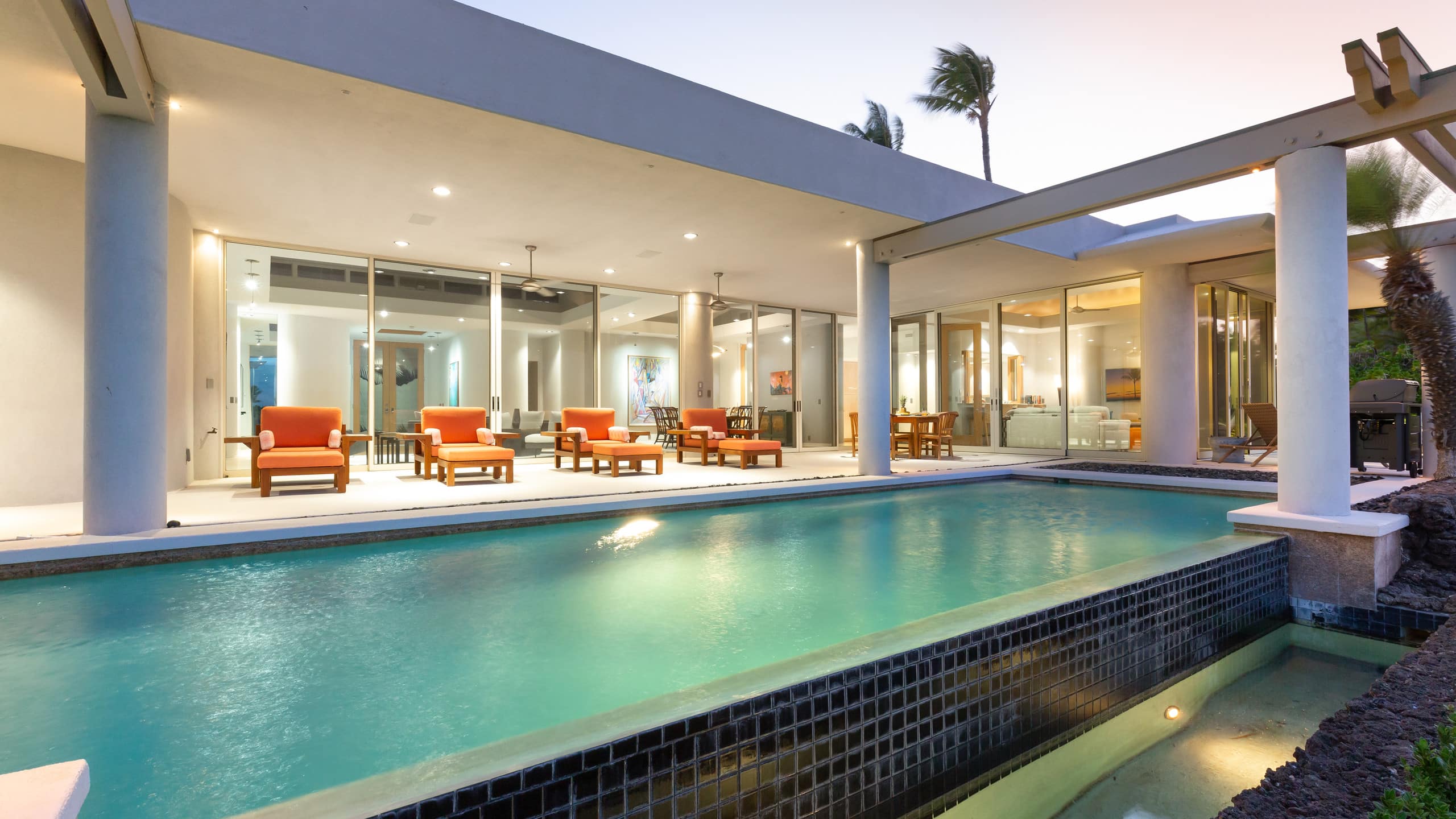 Home in Waimea · ★5.0 · 4 bedrooms · 8 beds · 4.5 baths - Image 2