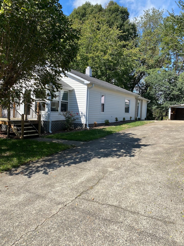 Elkin Vacation Rentals & Homes North Carolina, United States Airbnb