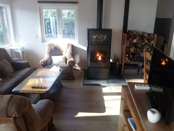 Bungalow Confortable Avec Piscine - Belgique
