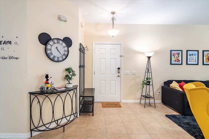 Disney Family Condo: Pool, Game Room & Resort Fun! - Celebration, FL