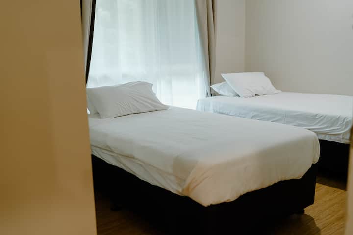 Bedroom 4 - 2 x King Single Beds w/BIR