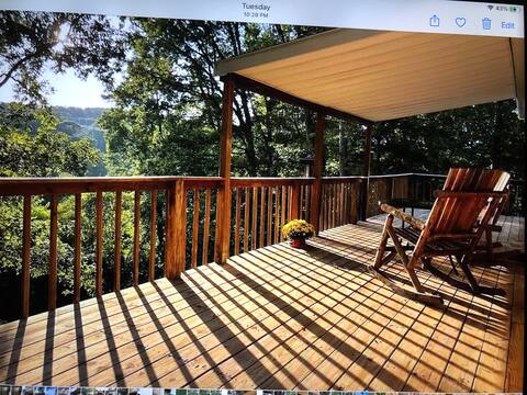 Peaceful 3 bedroom cabin with breathtaking views.