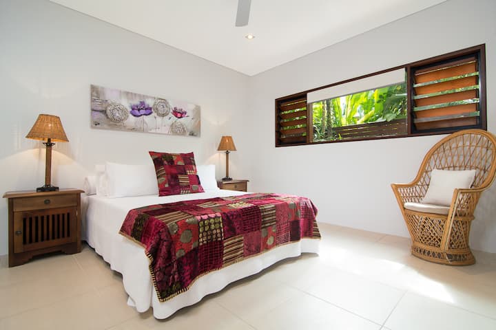 Sisanya - Luxe vakantiehuis in Port Douglas
slaapkamer 2