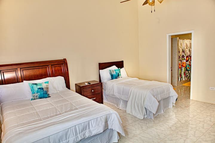 غرفة النوم 2